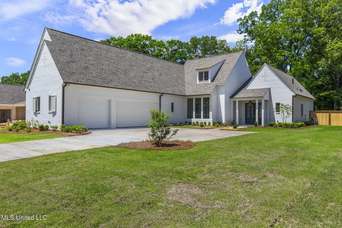 230 Parke Drive, Ridgeland, MS 39157 - Image #1