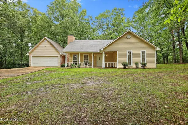 1554 Orchard Wood Road, Terry, MS 39170
