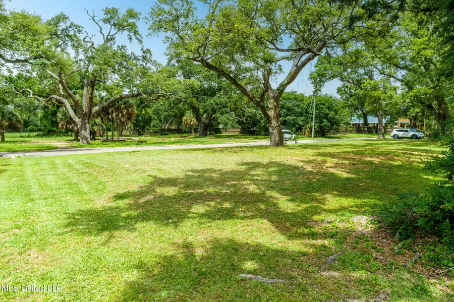 103 E Azalea Drive, Long Beach, MS 39560 - Image #3