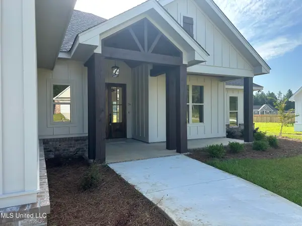 24 Pipestone, Sumrall, MS 39482