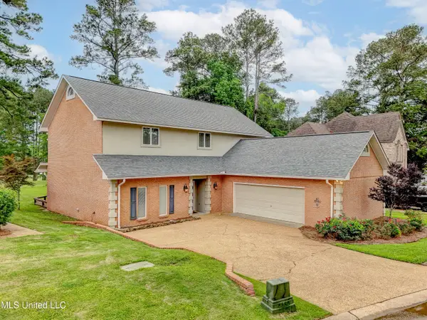 3099 E Fairway Drive, Brandon, MS 39047