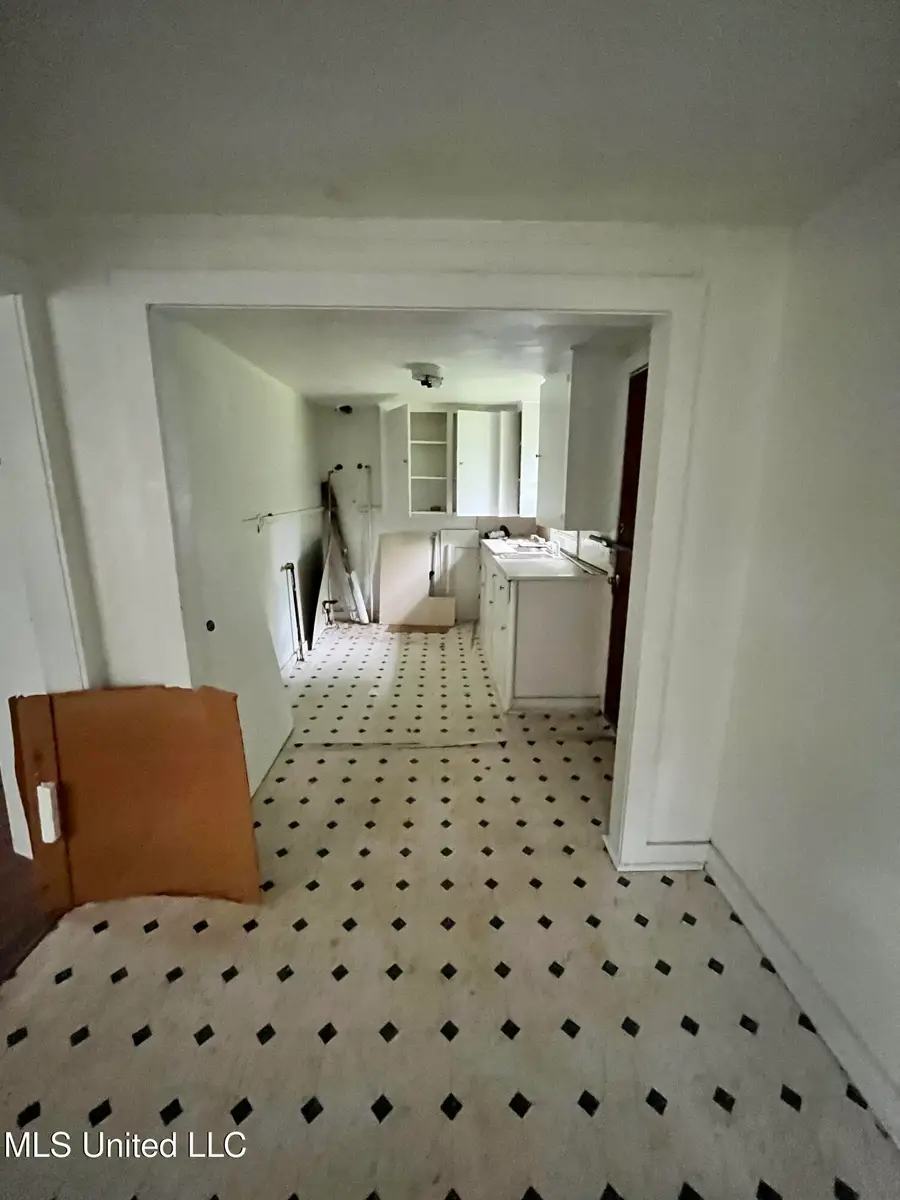 1911 Gordon Street, Jackson, MS 39203 - Image #3