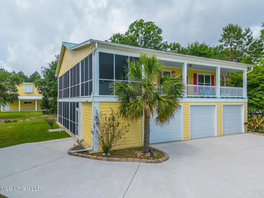169 Vacation Lane, Waveland, MS 39576 - Image #2