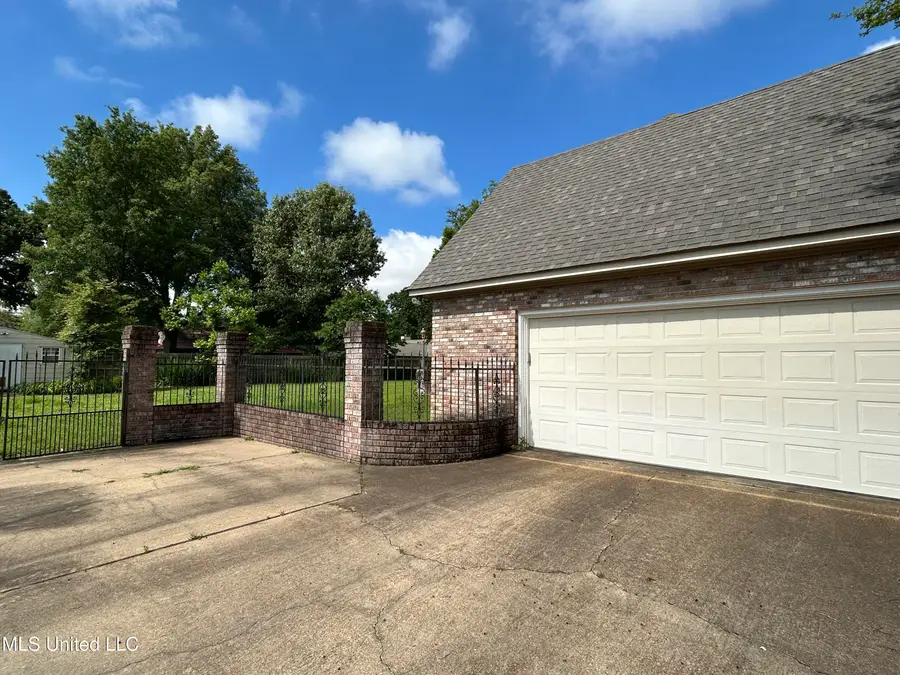 502 Frederick Drive, Cleveland, MS 38732 - Image #2