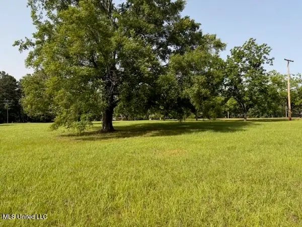 Flag Chapel Road, Jackson, MS 39209