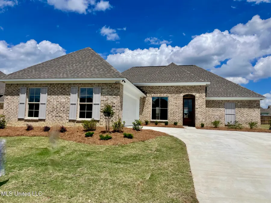 452 Aurora Circle, Canton, MS 39046 - Image #2