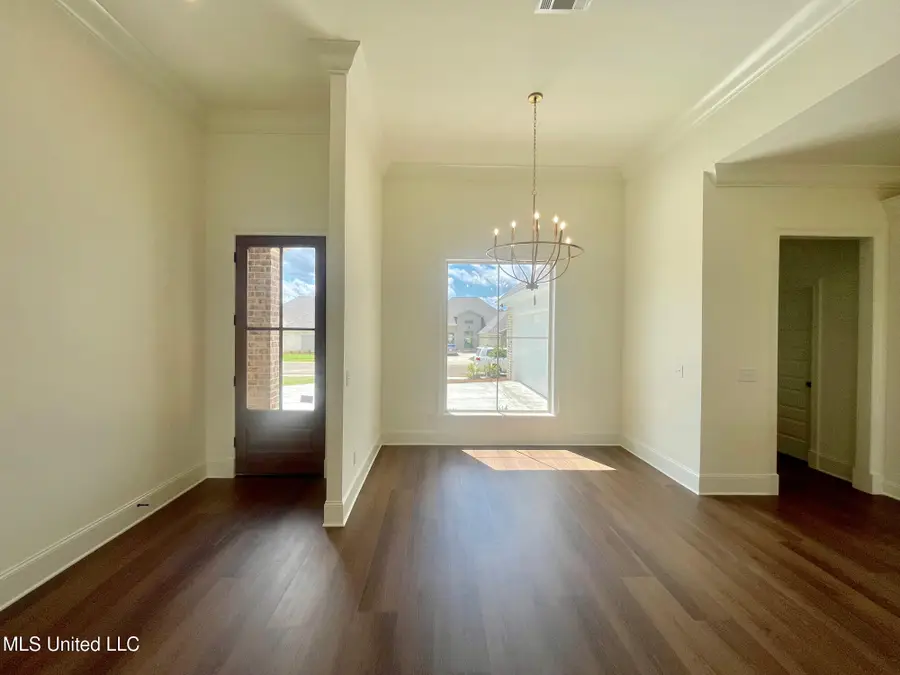 452 Aurora Circle, Canton, MS 39046 - Image #3