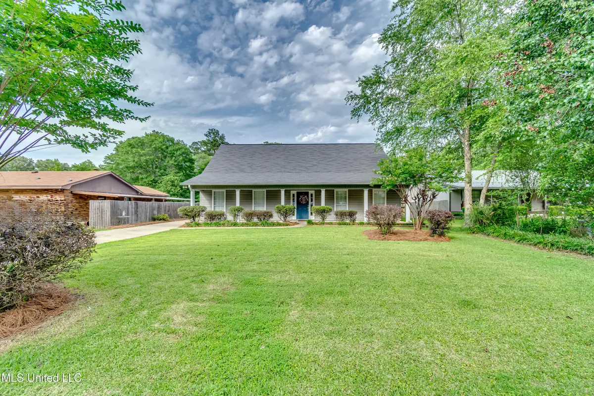 218 Harbor Lane, Brandon, MS 39047 - Image #1
