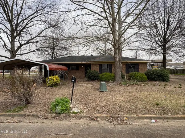 704 Oak Avenue, Ruleville, MS 38771