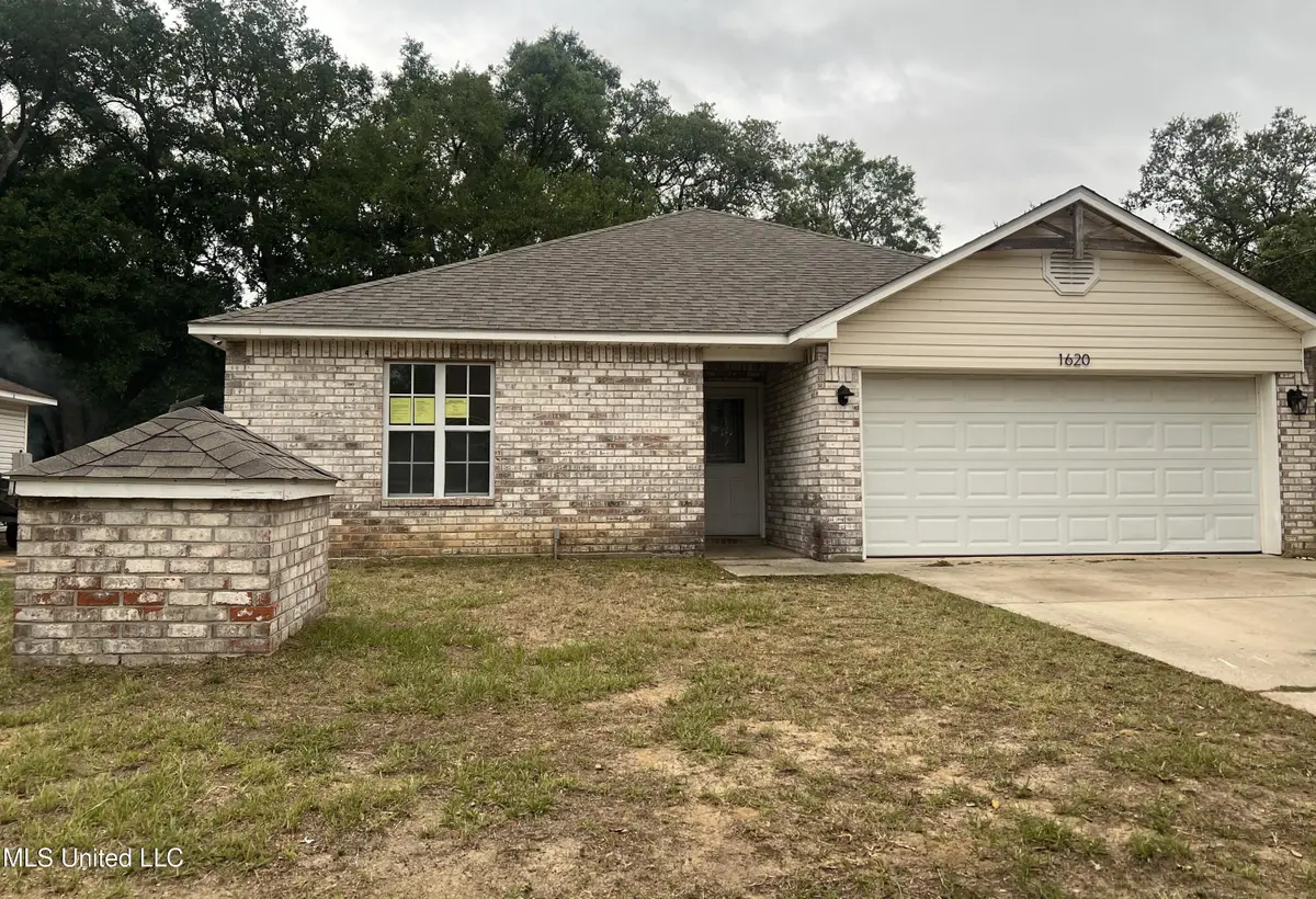 1620 Porpoise Street, Ocean Springs, MS 39564 - Image #1
