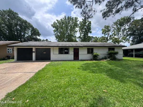 3327 Casa Grande Circle, Jackson, MS 39209