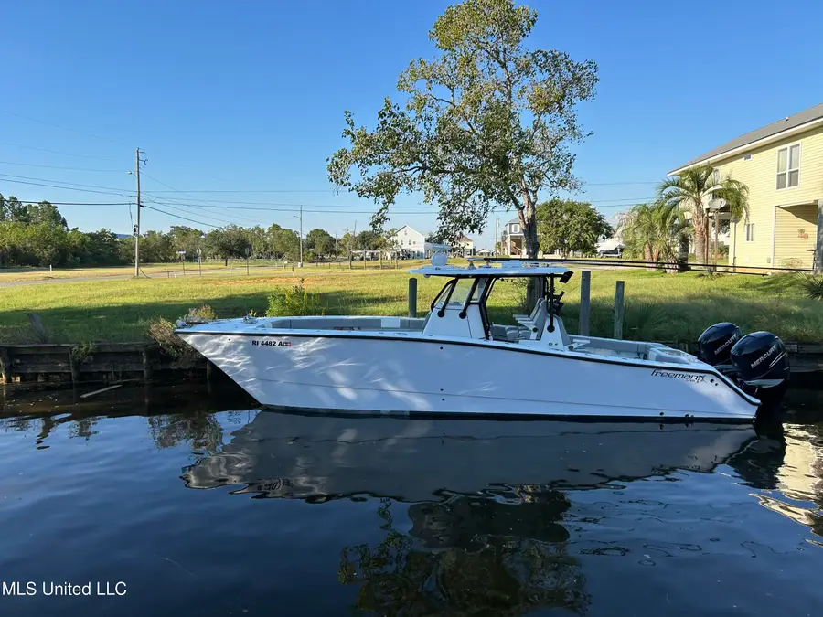 101 Edith Drive, Bay Saint Louis, MS 39520 - Image #2