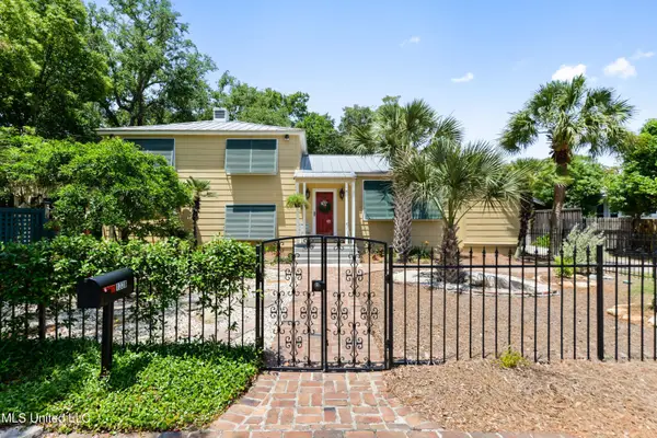 1338 Father Ryan Avenue, Biloxi, MS 39530