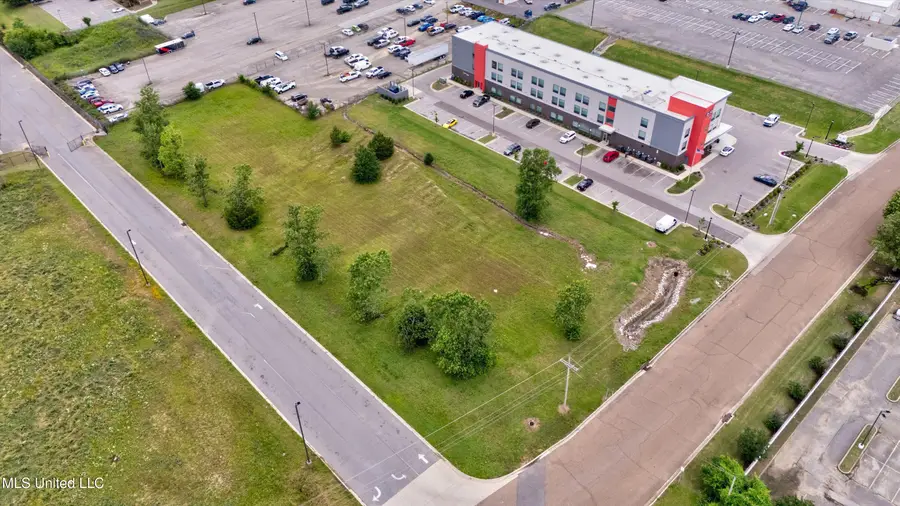 18 Hospitality Lane, Southaven, MS 38671 - Image #2