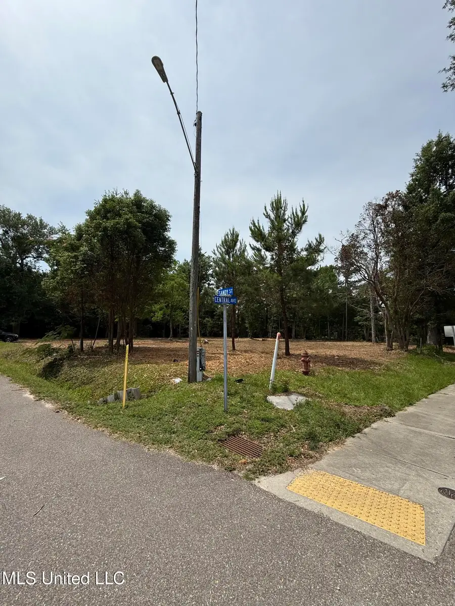 00 S Central Avenue, Waveland, MS 39576 - Image #2