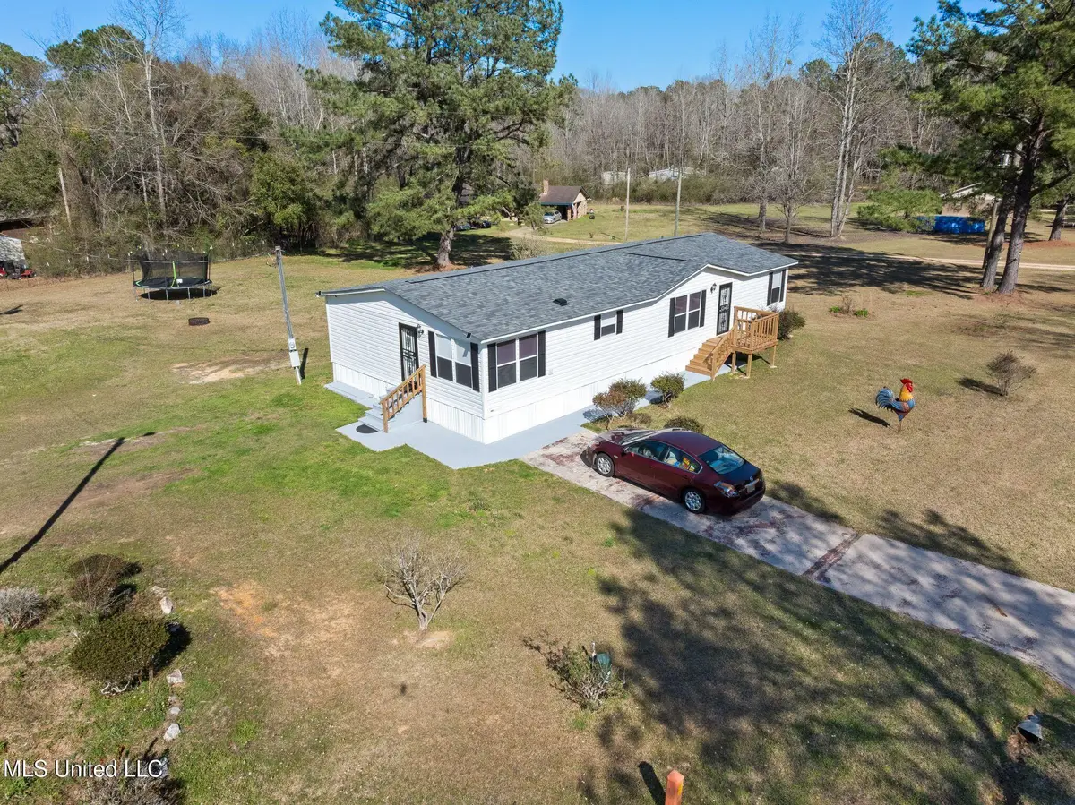 73 Mcleod Lane, Bassfield, MS 39421 - Image #1