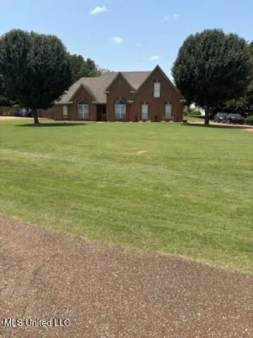 9091 Hunters Ridge Drive, Olive Branch, MS 38654 - Image #1