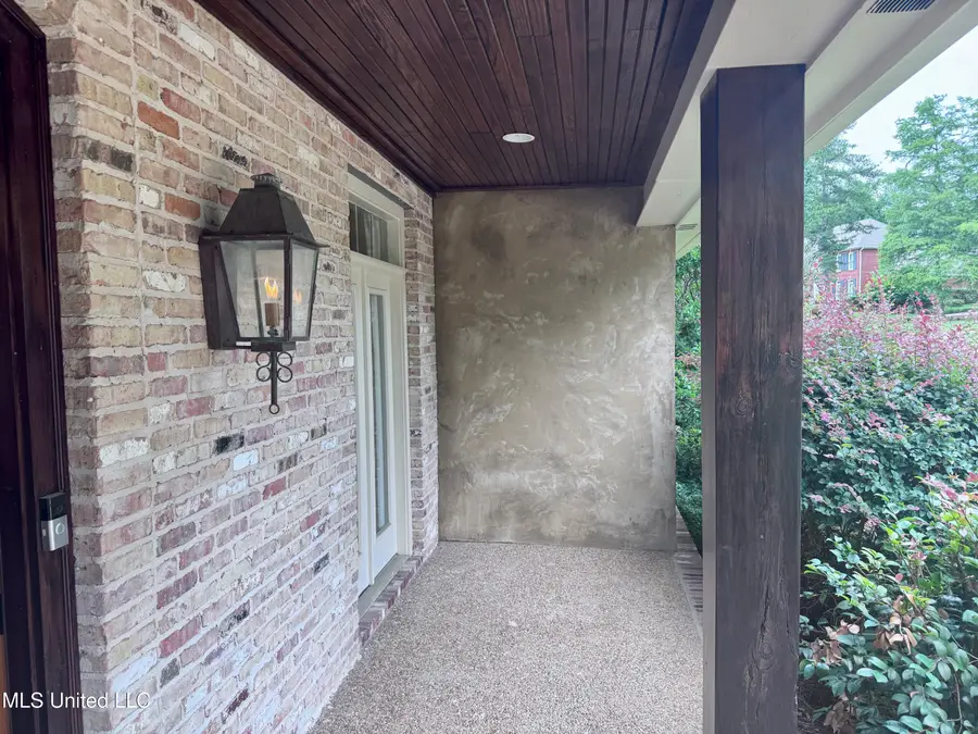 236 Sawbridge Drive, Ridgeland, MS 39157 - Image #2