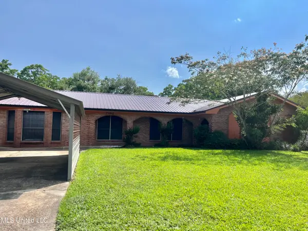 2285 Harkness Court, Biloxi, MS 39532