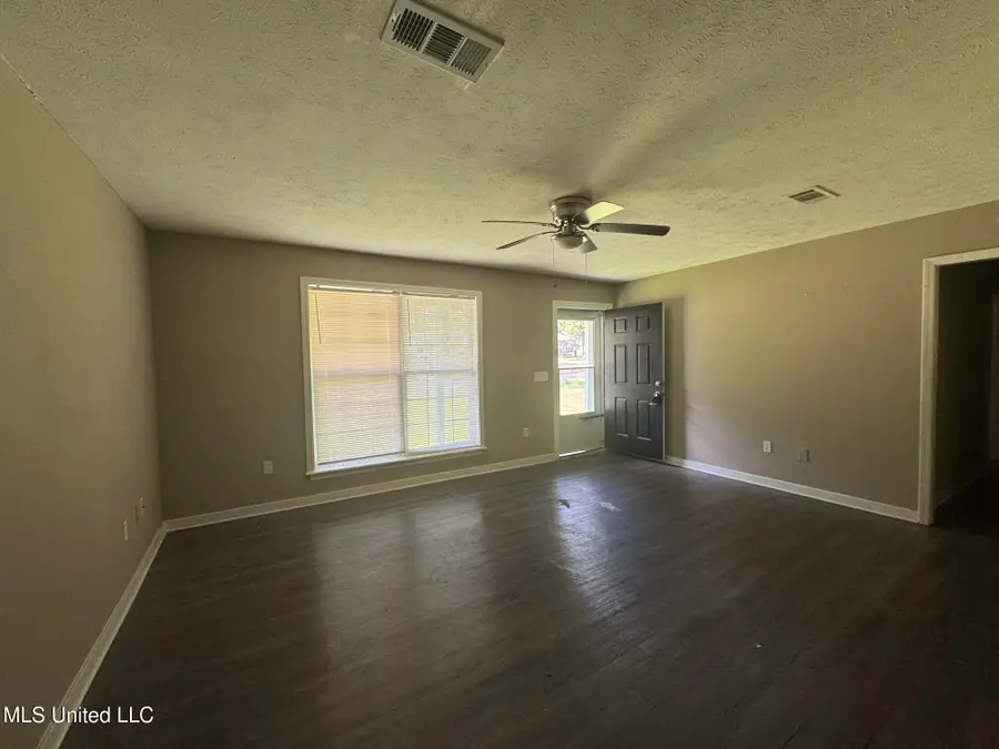 1010 Deryll Street, Jackson, MS 39212 - Image #3