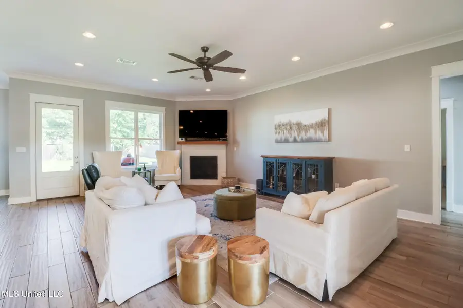 368 Goose Pointe Boulevard, Biloxi, MS 39531 - Image #3