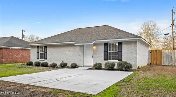 108 Kadens Kove, Magee, MS 39111