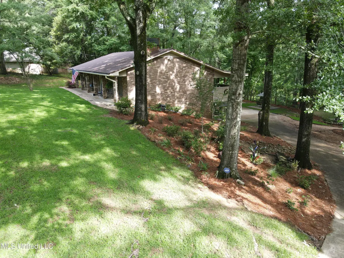 727 Laney Drive, Clinton, MS 39056 - Image #1