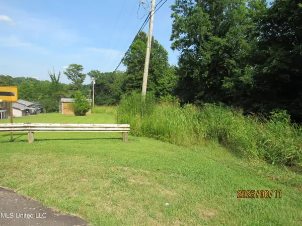 Enchanted Drive, Yazoo City, MS 39194