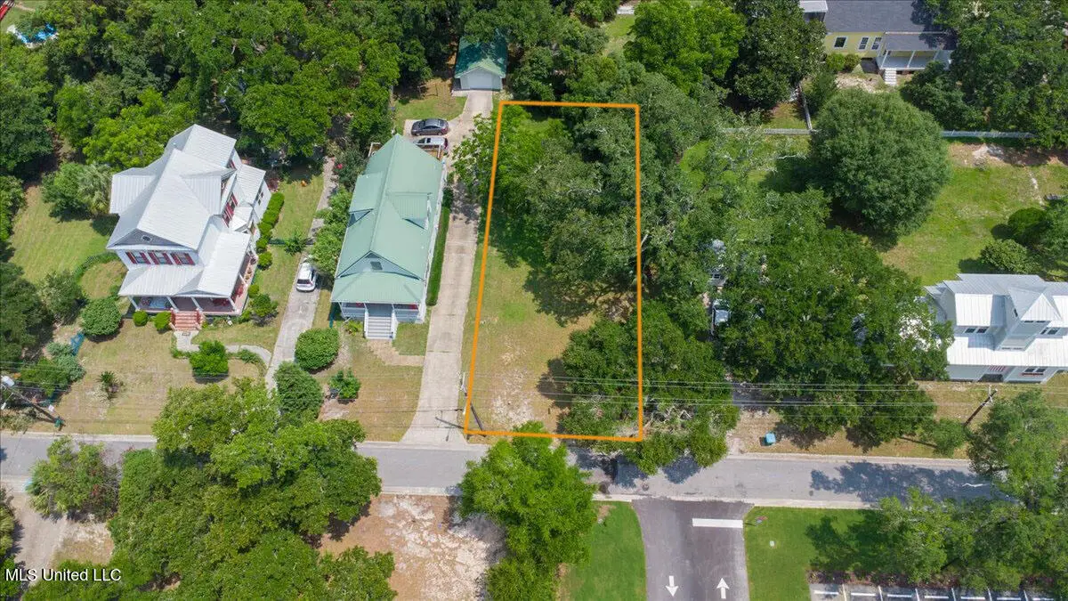 631 Mcintosh Street, Gulfport, MS 39507 - Image #1