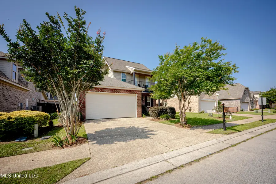 3927 Acadian Village Drive, Ocean Springs, MS 39564 - Image #2