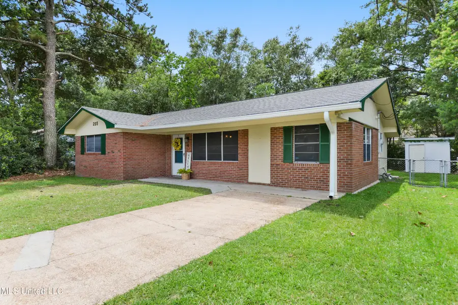 205 Walnut Drive, Ocean Springs, MS 39564 - #3