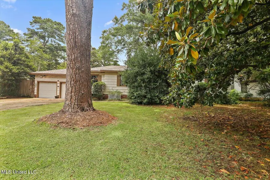 1032 Meadowbrook Road, Jackson, MS 39206 - Image #2