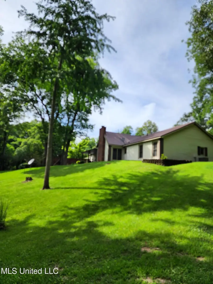 1446 Ridge Road, Yazoo City, MS 39194 - Image #2