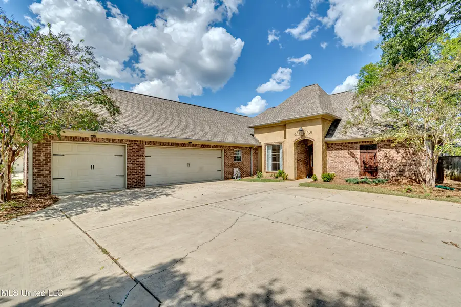 147 Grayhawk Drive, Madison, MS 39110 - Image #2