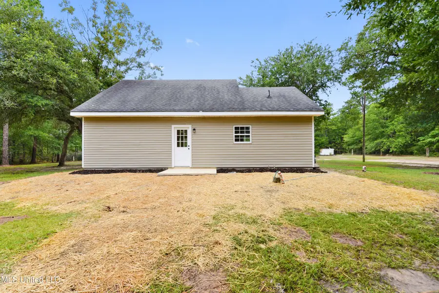 8228 Henley Road, Pass Christian, MS 39571 - Image #3