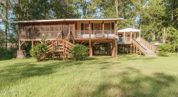 120 Hickory Lane, Lucedale, MS 39452