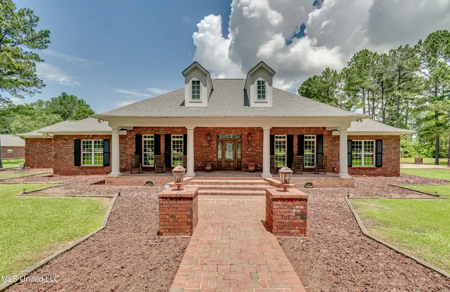 123 Lakeshire Cove, Canton, MS 39046 - Image #2
