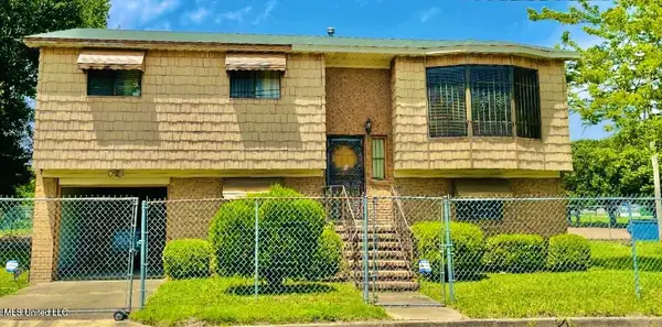 1335 Chestnut Street, Clarksdale, MS 38614