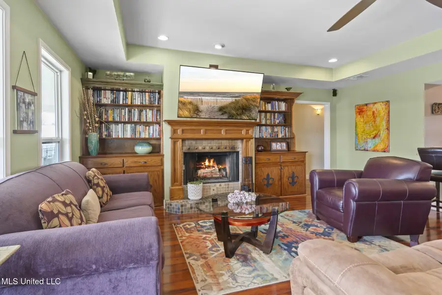 6277 Pontiac Drive, Kiln, MS 39556 - Image #3