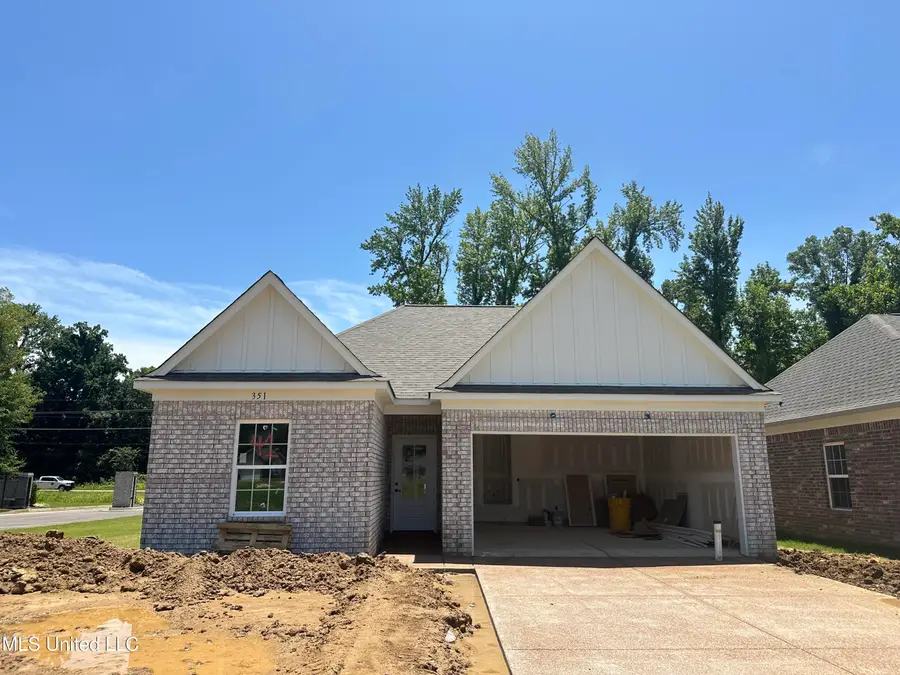 351 Country Garden Drive, Southaven, MS 38671 - #3