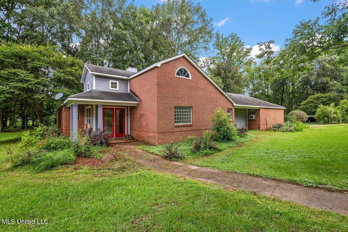 101 Chestnut Drive, Clinton, MS 39056 - Image #1