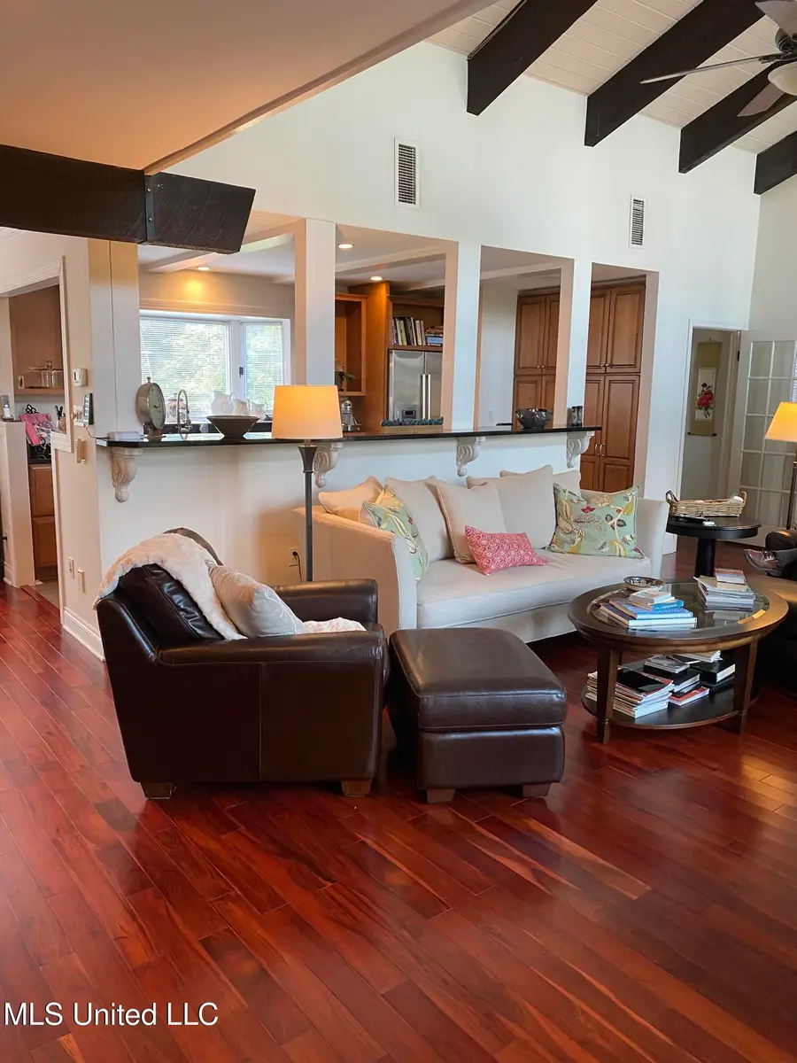 14104 W W. El Bonito Drive Drive, Ocean Springs, MS 39564 - Image #3