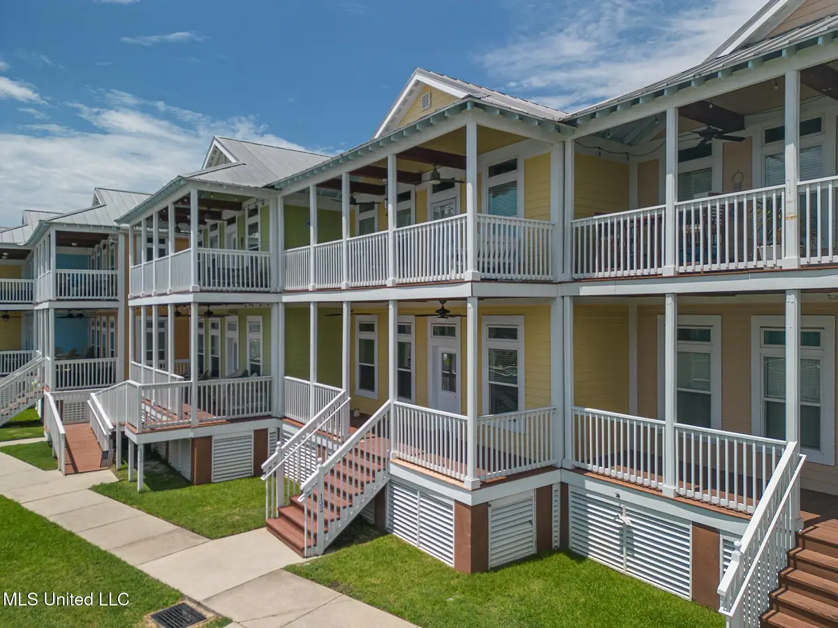1515 E Beach Boulevard, Pass Christian, MS 39571 - Image #1
