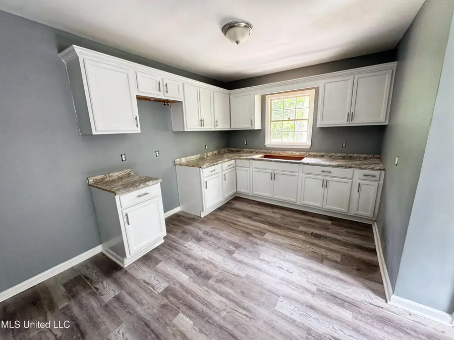 711 Catalpa Street, Clarksdale, MS 38614 - Image #3