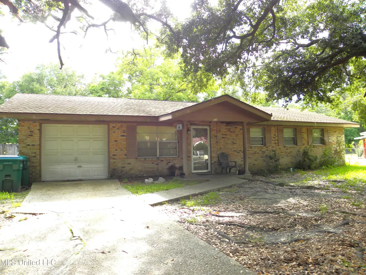 504 Harvey Avenue, Gulfport, MS 39503 - Image #1