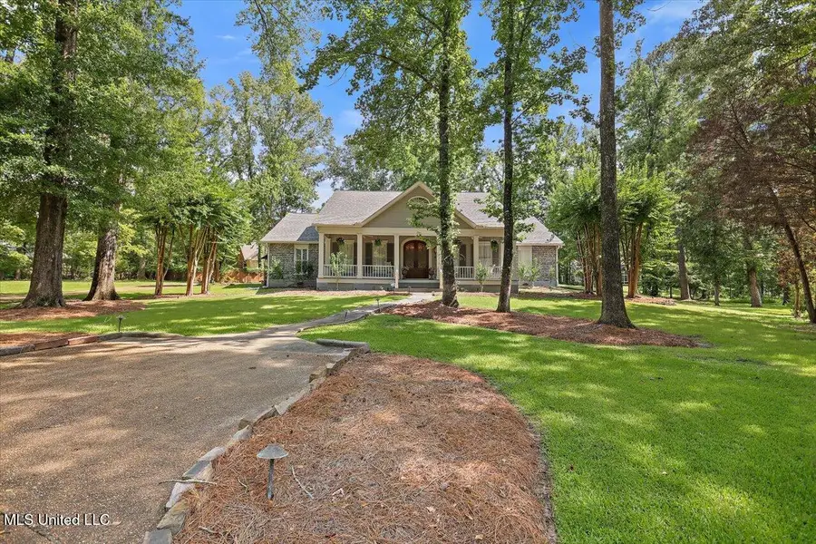 2 White Oak Place, Clinton, MS 39056 - Image #2