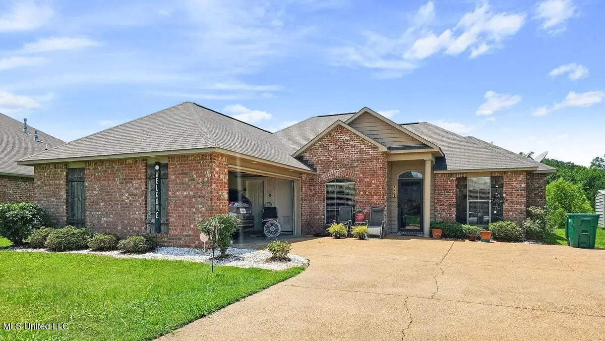 608 Carson Drive, Byram, MS 39272 - Image #1