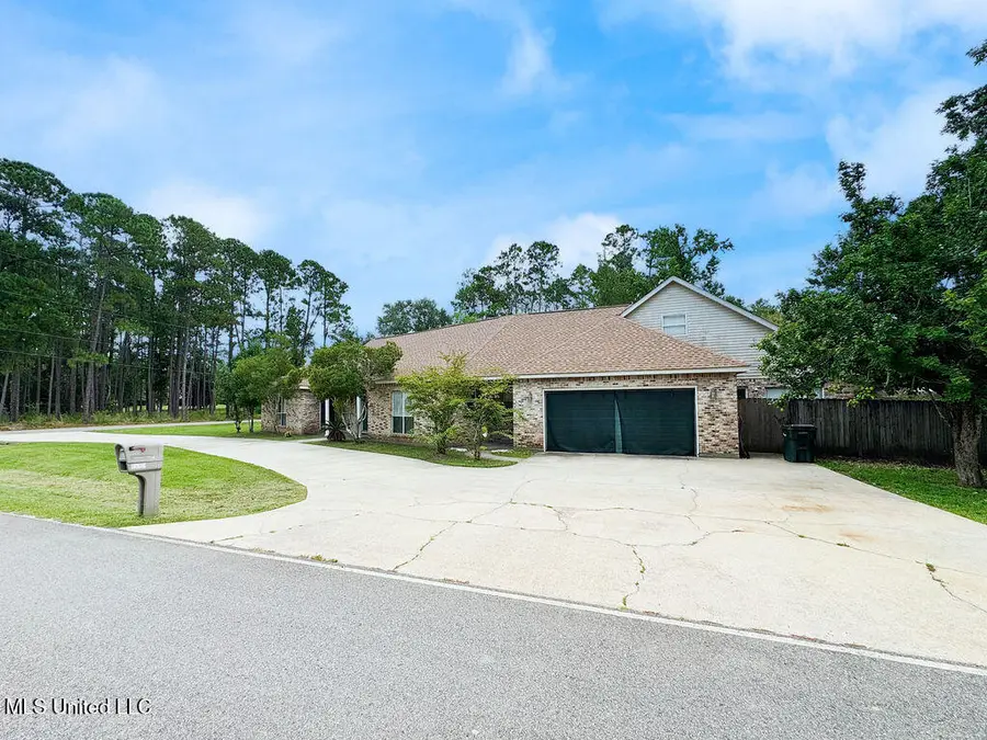 6492 Kalipekona Way, Diamondhead, MS 39525 - Image #2