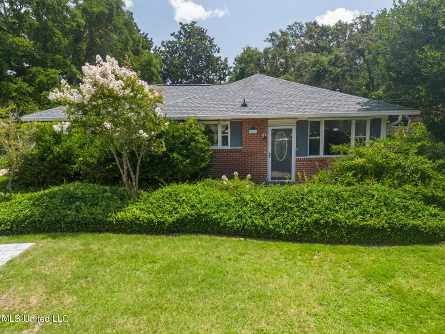 808 Mills Avenue, Gulfport, MS 39501 - Image #3