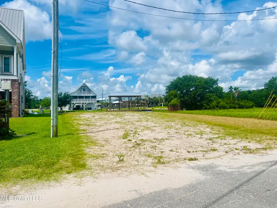 11130 Tahiti Street, Bay Saint Louis, MS 39520 - Image #3